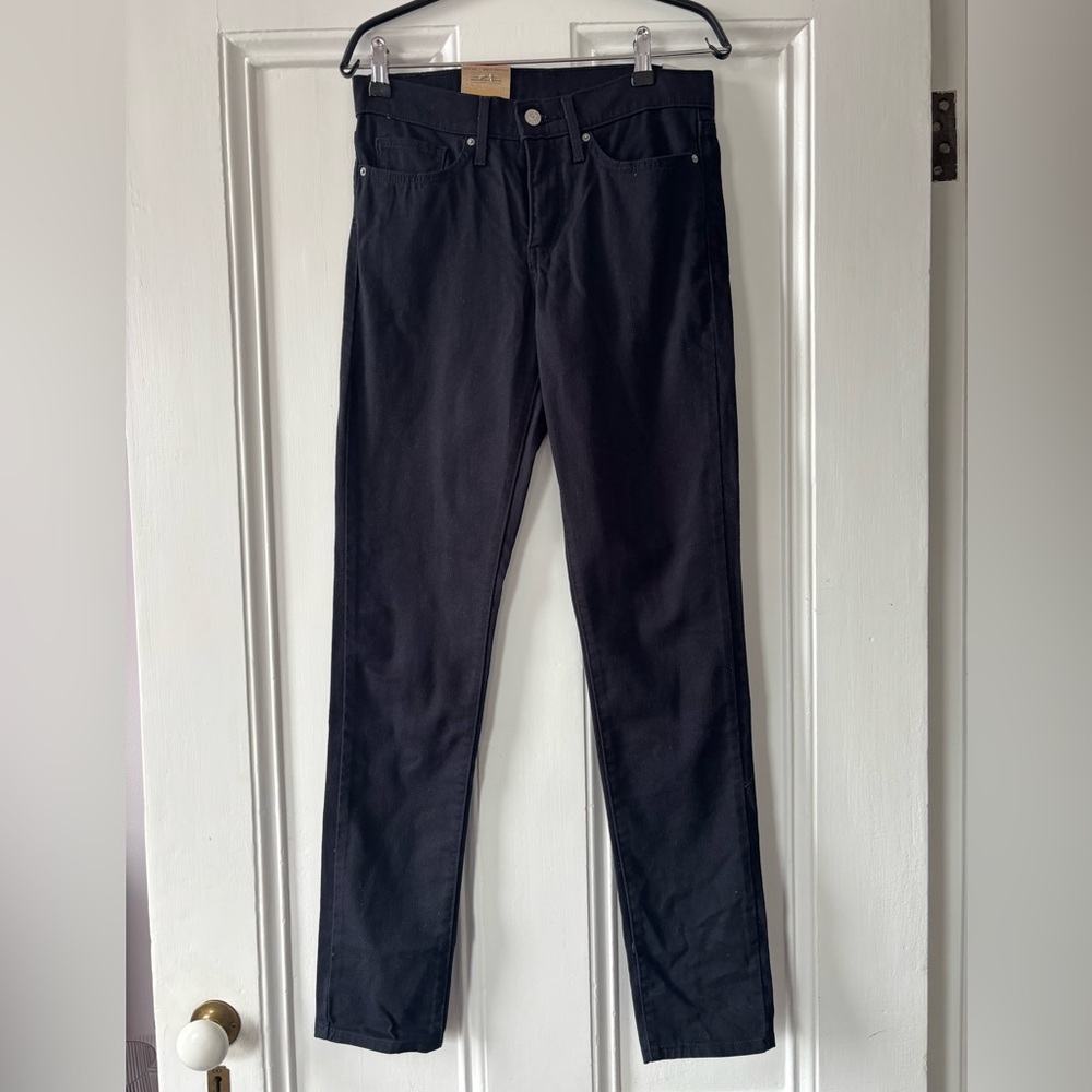 Levi’s 311 Shaping Skinny Women’s Black Jeans – Size 27x32, New with Tags